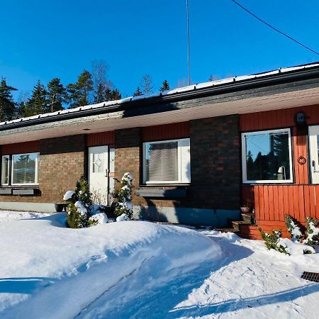 Two Bedrooms,Dining Area And Bathroom With Private Entrance Kotka Exterior foto
